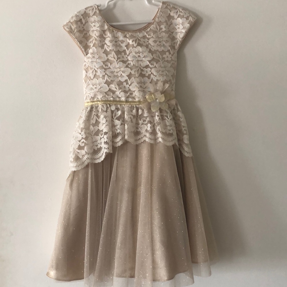 Size 7 girls formal gold dress